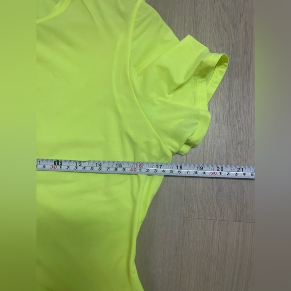 Skims Fits Everybody T-Shirt - Picture 8 of 9